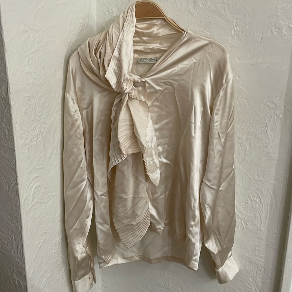 ALAN AUSTIN BEVERLY HILLS Women's Button-Up Silk Blouse Size 10